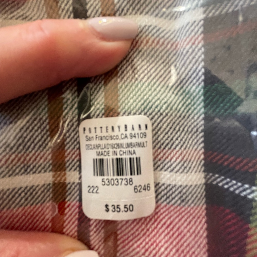 Pottery Barn pillow sham 16x26”. New with tag.